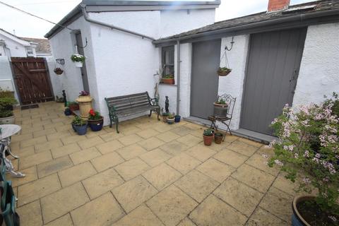 2 bedroom apartment for sale - Warren Drive, Deganwy, Conwy