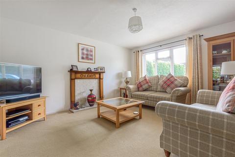 4 bedroom detached house for sale - Ruby Close, Wokingham, Berkshire, RG41 3TX