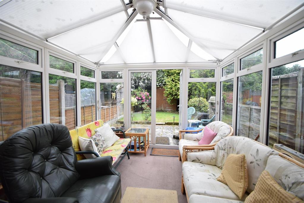 62 Ellesmere Road, Shrewsbury, SY1 2QP 2 bed terraced house £170,000