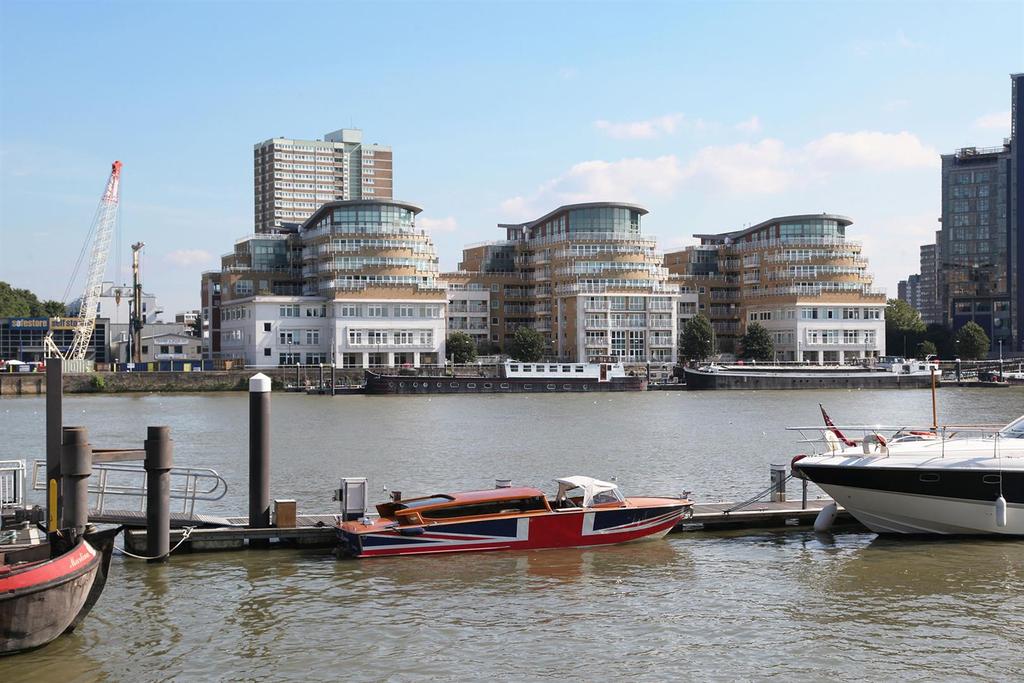 Oyster Wharf, Battersea, SW11 3 bed flat £1,150,000