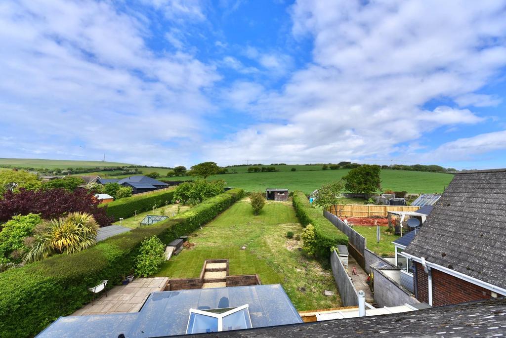 Newport Road Niton Ventnor 4 Bed Semi Detached House £500 000