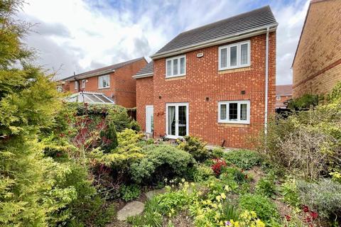4 bedroom detached house for sale - Melrose Drive, Stockton-On-Tees