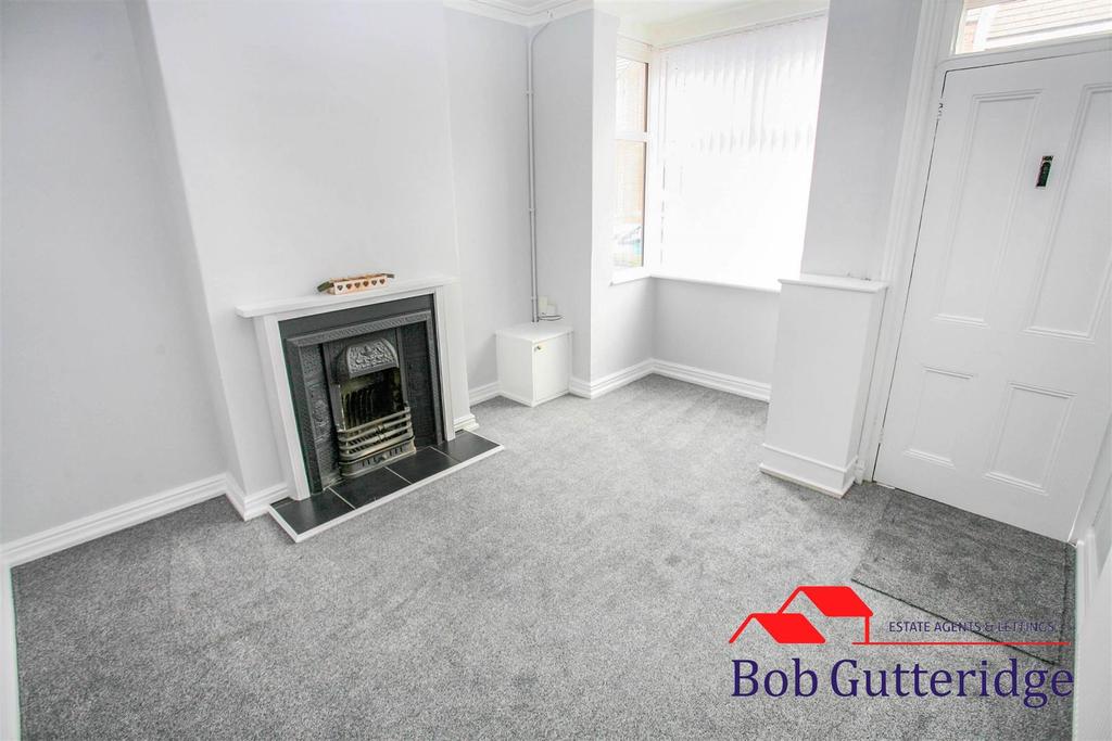 Oxford Road, Basford, Newcastle, Staffs 2 bed terraced house £125,000