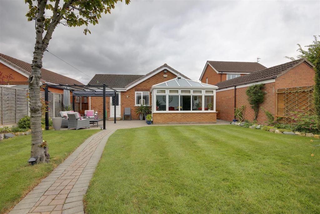 Rowan Avenue, Beverley 3 bed detached bungalow £325,000
