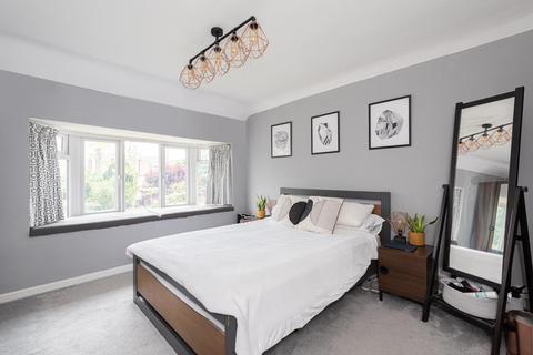 32 Fairfield Way, Epsom, KT19 0EF