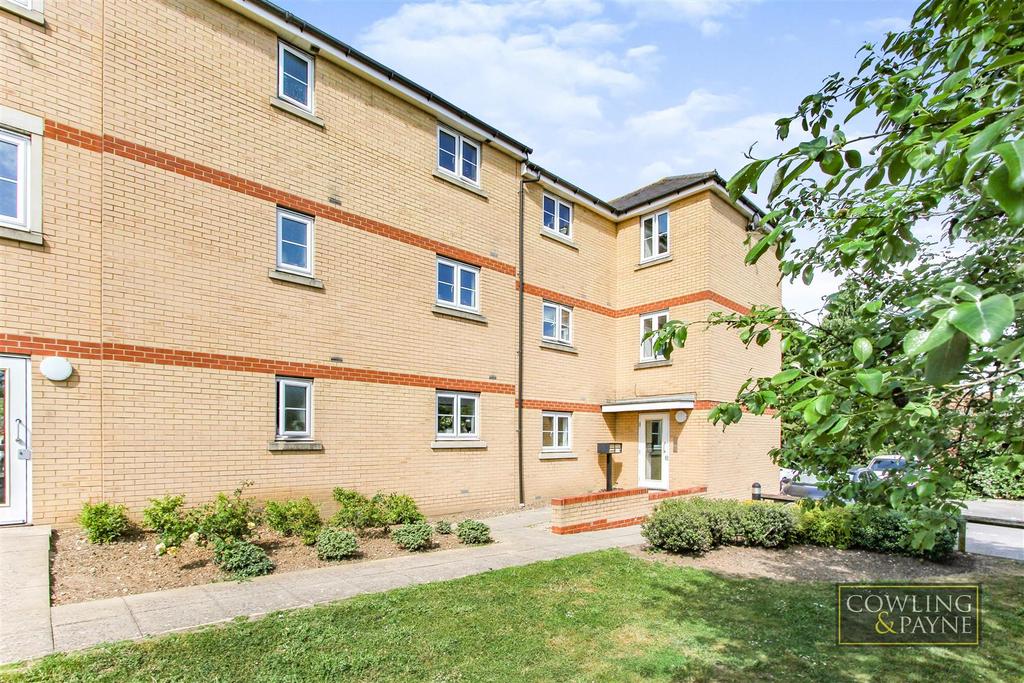 Bridge Road, Shotgate, Wickford 2 bed apartment £225,000
