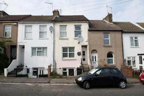 2 bedroom apartment for sale - 22B, Lower Range Road, Gravesend, Kent, DA12 2QL