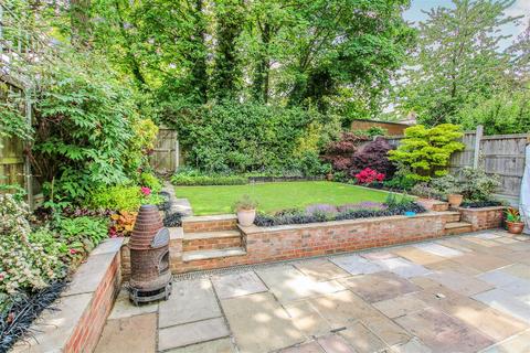 40 Hamilton Crescent, Warley, Brentwood, CM14 5ES