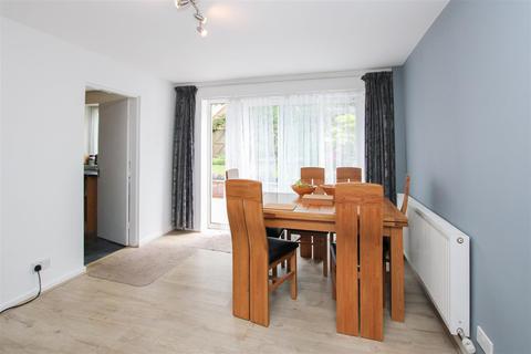 40 Hamilton Crescent, Warley, Brentwood, CM14 5ES
