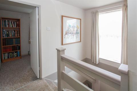 40 Hamilton Crescent, Warley, Brentwood, CM14 5ES