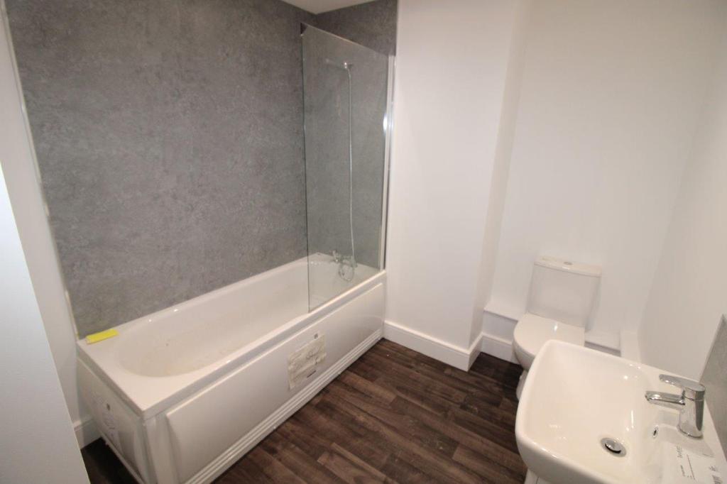Bathroom.JPG