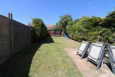 26 Lancelot Avenue, Strood, Rochester, ME2 2YU