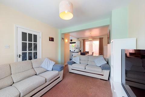 26 Lancelot Avenue, Strood, Rochester, ME2 2YU
