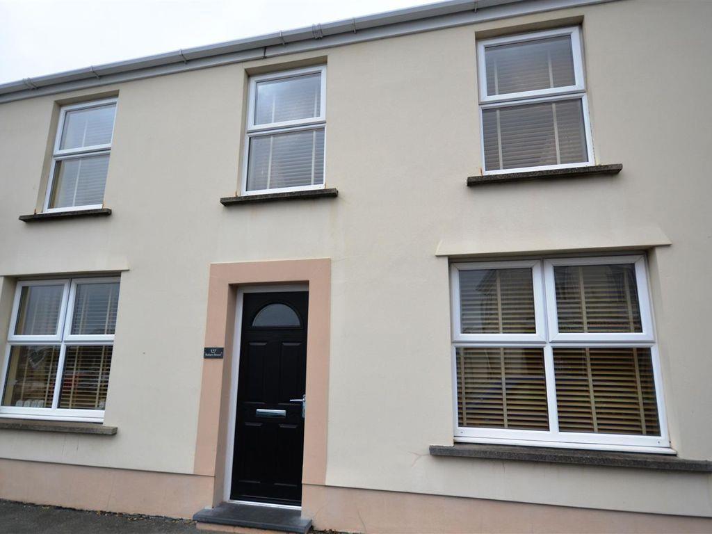 127 Robert Street, Milford Haven SA73... 4 bed terraced house £170,000
