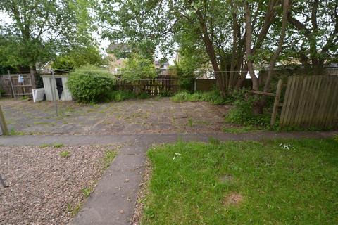 24 Adwalton Close, Drighlington, Bradford, BD11 1DQ