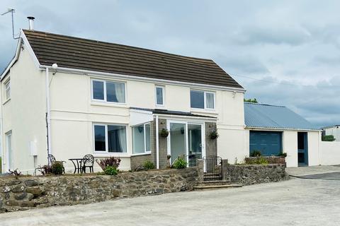 4 bedroom detached house for sale - Bancycapel CARMARTHENSHIRE