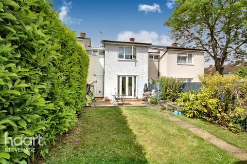 11 Ashleigh, Stevenage, SG2 9UN