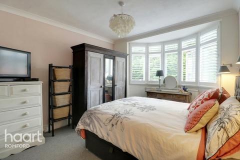 29 Cedar Road, Romford, RM7 7JS