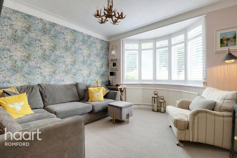 29 Cedar Road, Romford, RM7 7JS