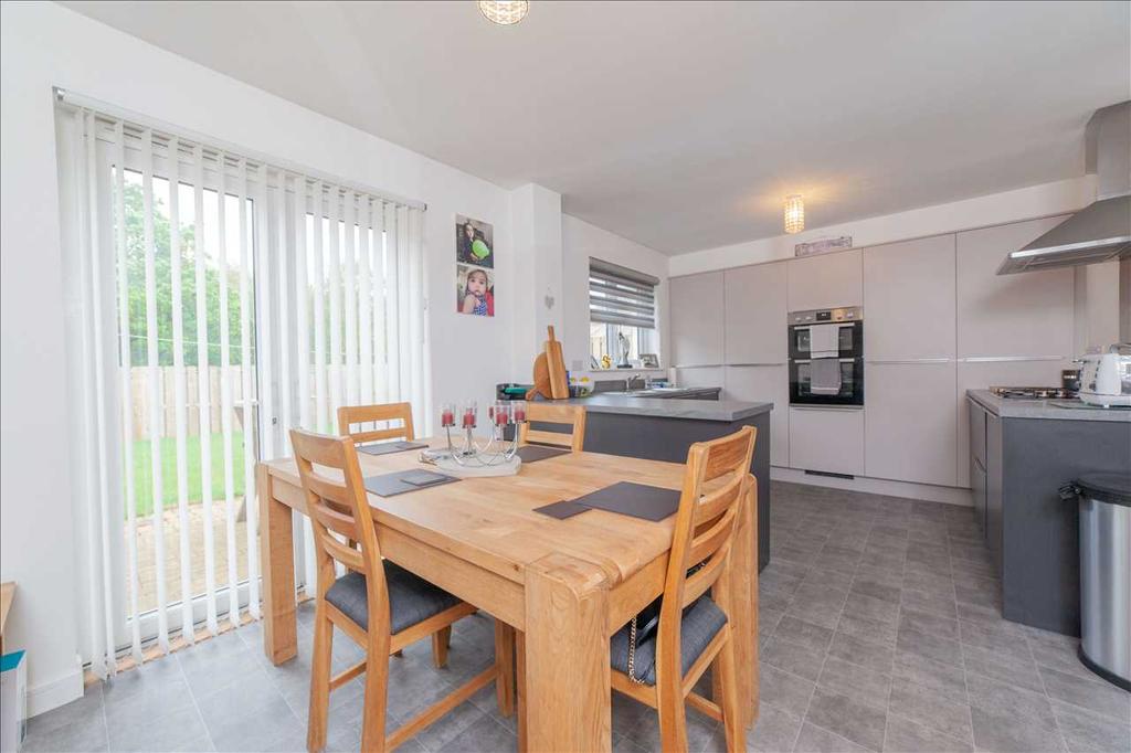 Kitchen / Diner