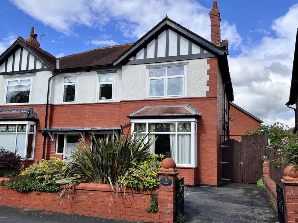 Links View, Lytham St Annes, FY8 4 bed semidetached house for sale £