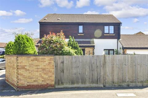 2 Archers, Harlow, CM19 5SH