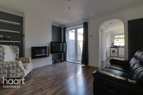 18 Harps Avenue, Minster On Sea, Sheerness, ME12 3PF