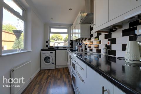 18 Harps Avenue, Minster On Sea, Sheerness, ME12 3PF