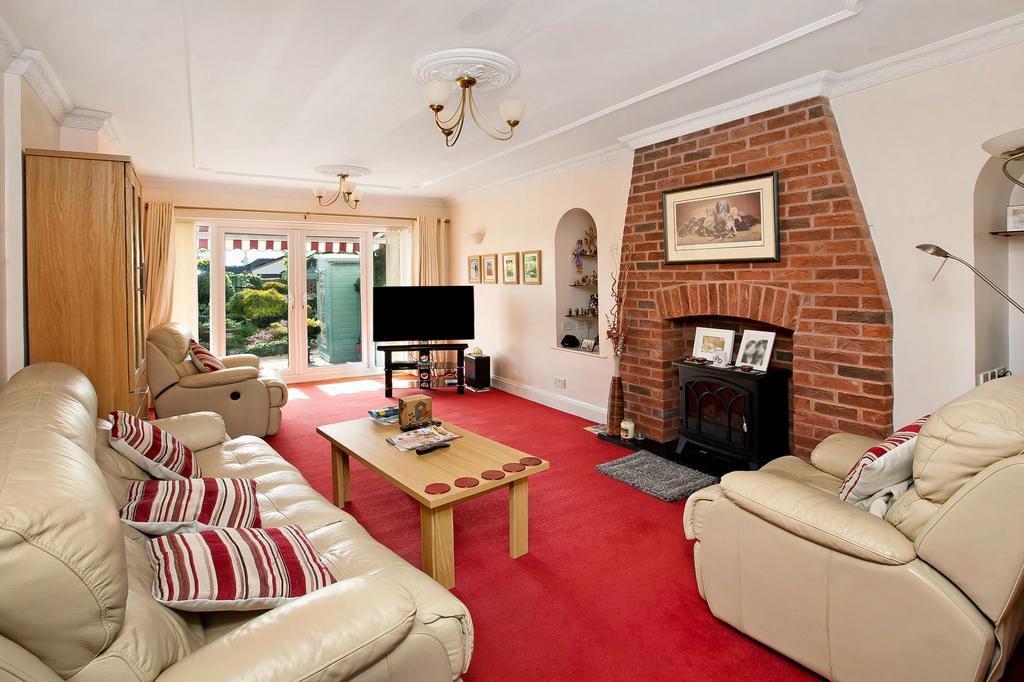 Exeter Road, Kingsteignton, TQ12 4 bed semidetached house for sale £