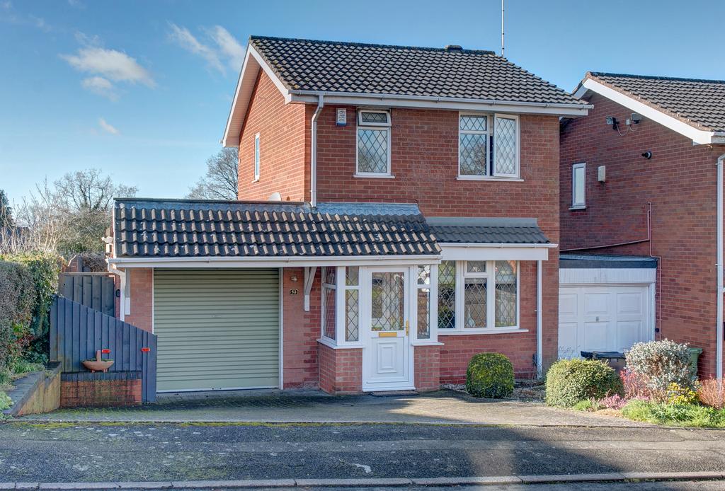 Packwood Close, heath, Redditch, B97 5SL 2 bed link detached house