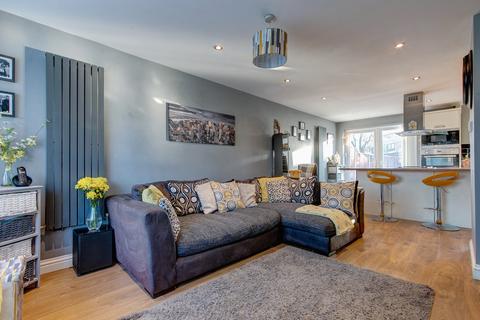 3 Alveston Close, Redditch, B98 0TF