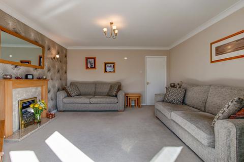 54 Priest Meadow Close, Astwood Bank, Redditch, B96 6HT