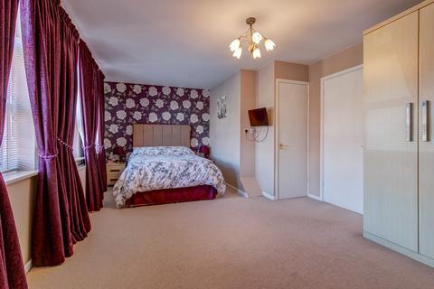 54 Priest Meadow Close, Astwood Bank, Redditch, B96 6HT