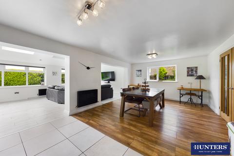 2 Whiterocks Grove, Sunderland, SR6 7LL