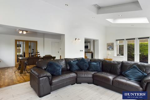2 Whiterocks Grove, Sunderland, SR6 7LL
