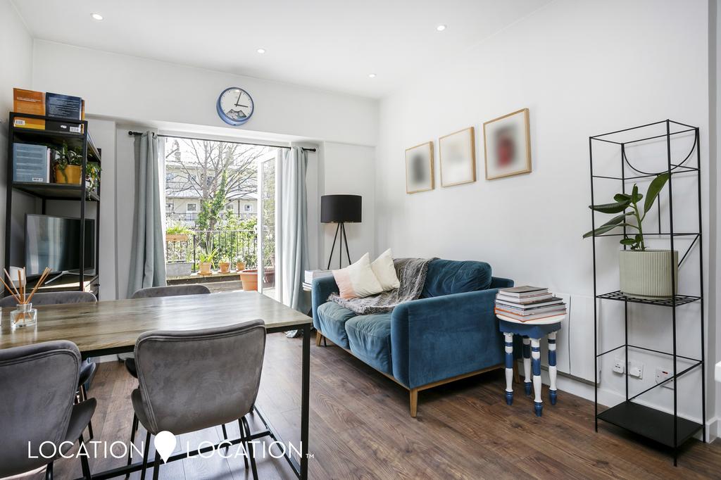 110420226 LLSN 22b Farleigh Road  N16 7 TH 010 w...