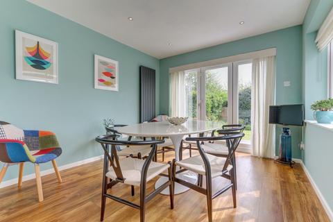 40 Priest Meadow Close, Astwood Bank, Redditch, B96 6HT
