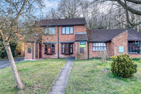 36 Avonbank Close, Hunt End, Redditch, B97 5XR