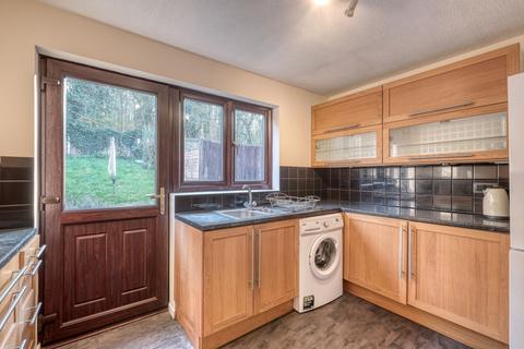36 Avonbank Close, Hunt End, Redditch, B97 5XR