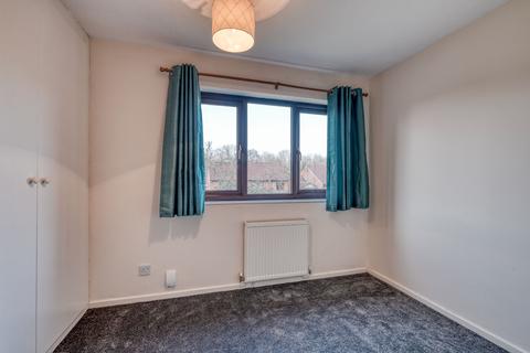 36 Avonbank Close, Hunt End, Redditch, B97 5XR