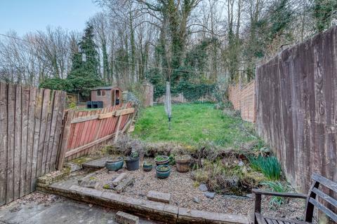 36 Avonbank Close, Hunt End, Redditch, B97 5XR