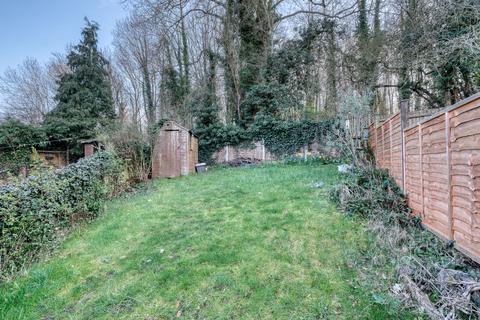 36 Avonbank Close, Hunt End, Redditch, B97 5XR