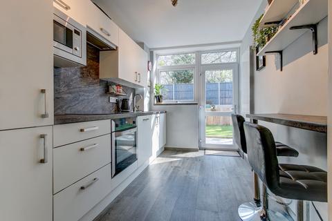 9 Ferney Hill Avenue, Redditch, B97 4RU