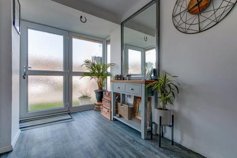 9 Ferney Hill Avenue, Redditch, B97 4RU