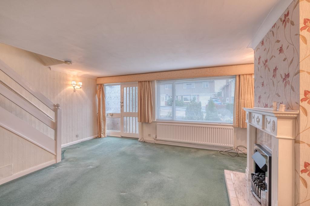 St. Judes Avenue, Studley, B80 7HZ 3 bed semidetached house £280,000