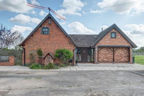 3 bedroom cottage for sale - Middletown Lane, Studley B80 7PW