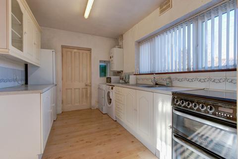 38 Foxlydiate Crescent, Redditch, B97 6NA