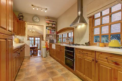 56 Church Road, Astwood Bank, Redditch, B96 6DD