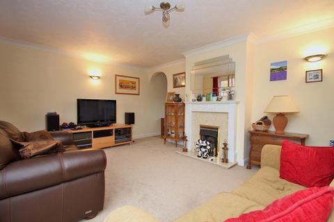2 Manor House Lane, Astwood Bank, Redditch, B96 6EG
