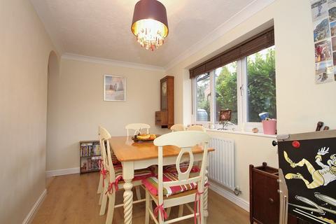 2 Manor House Lane, Astwood Bank, Redditch, B96 6EG